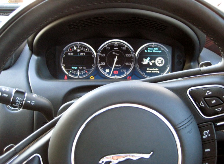Jaguar XJ driver screen