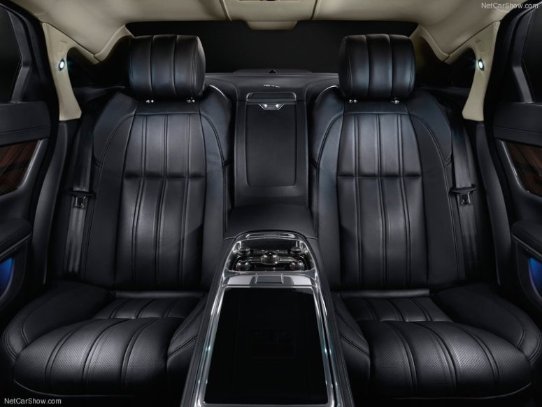 Jaguar-XJ_Ultimate_2013_800x600_wallpaper_16