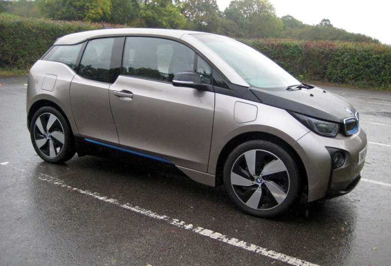 BMW i3 front 3q