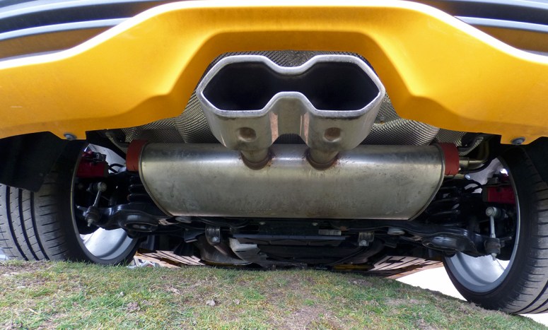 Ford Focus ST facelift steering wheel