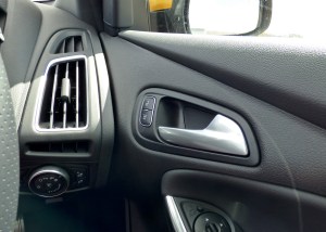 Ford Focus central locking button facelift
