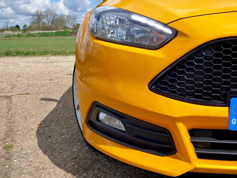 Focus ST facelift headlight foglight