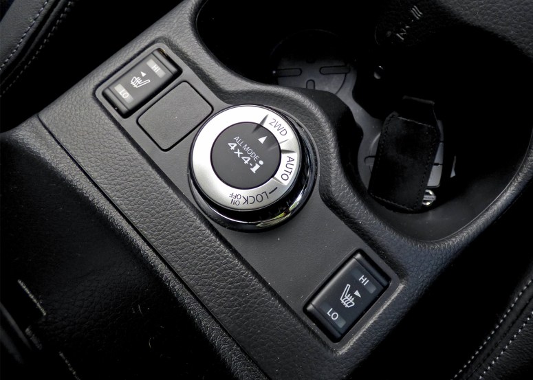 Nissan X-Trail 4x4-i mode